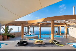 Sea & Sky are Merging at Infinity Pool Villa Blue Key